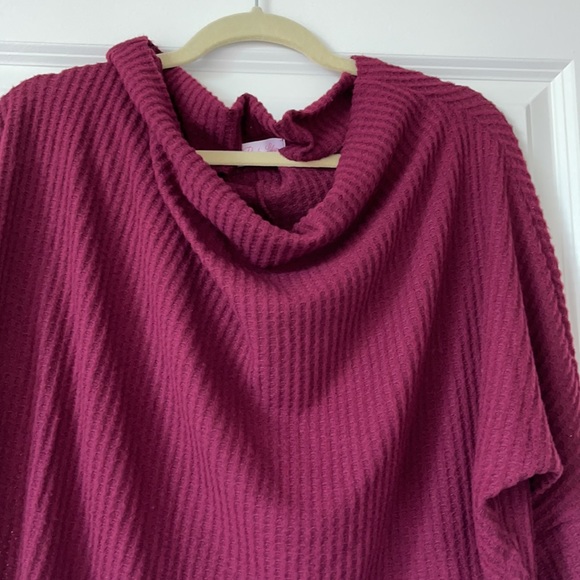 Pink Lily sweater - Picture 4 of 5